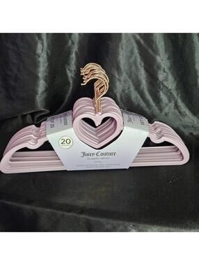 Juicy Couture Heart Hangers Set of 20 Light Purple Gold Hooks Closet